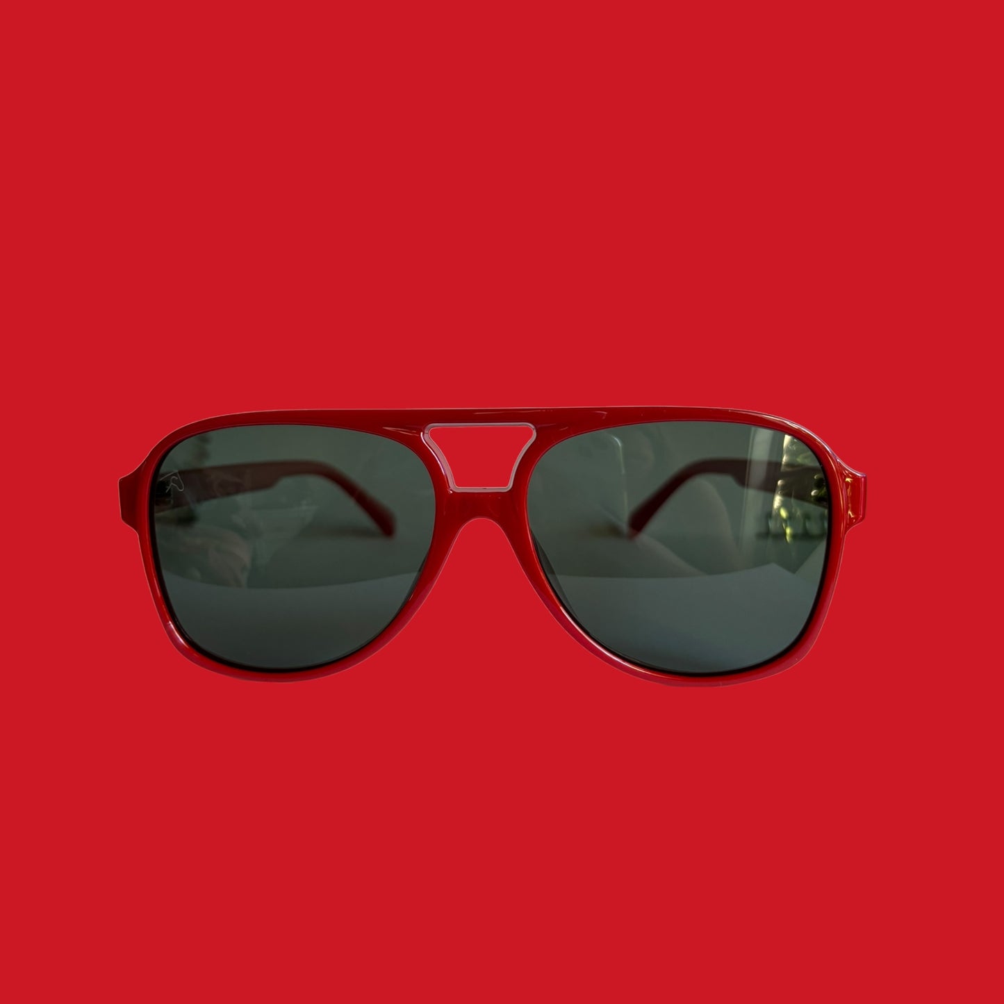 Red Sunnies - Gumnut